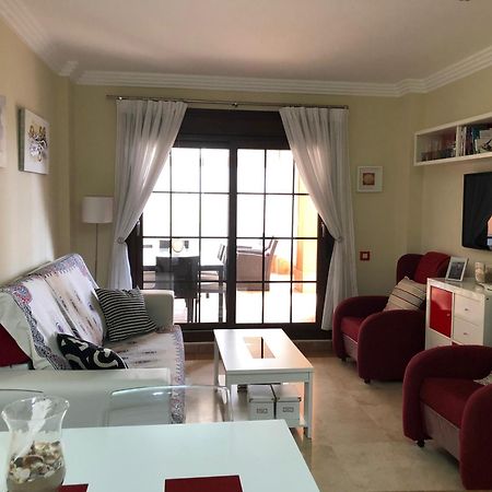 Apartamento Urbanizacion De Lujo En Primera Linea De Playa Isla Canela Exteriör bild