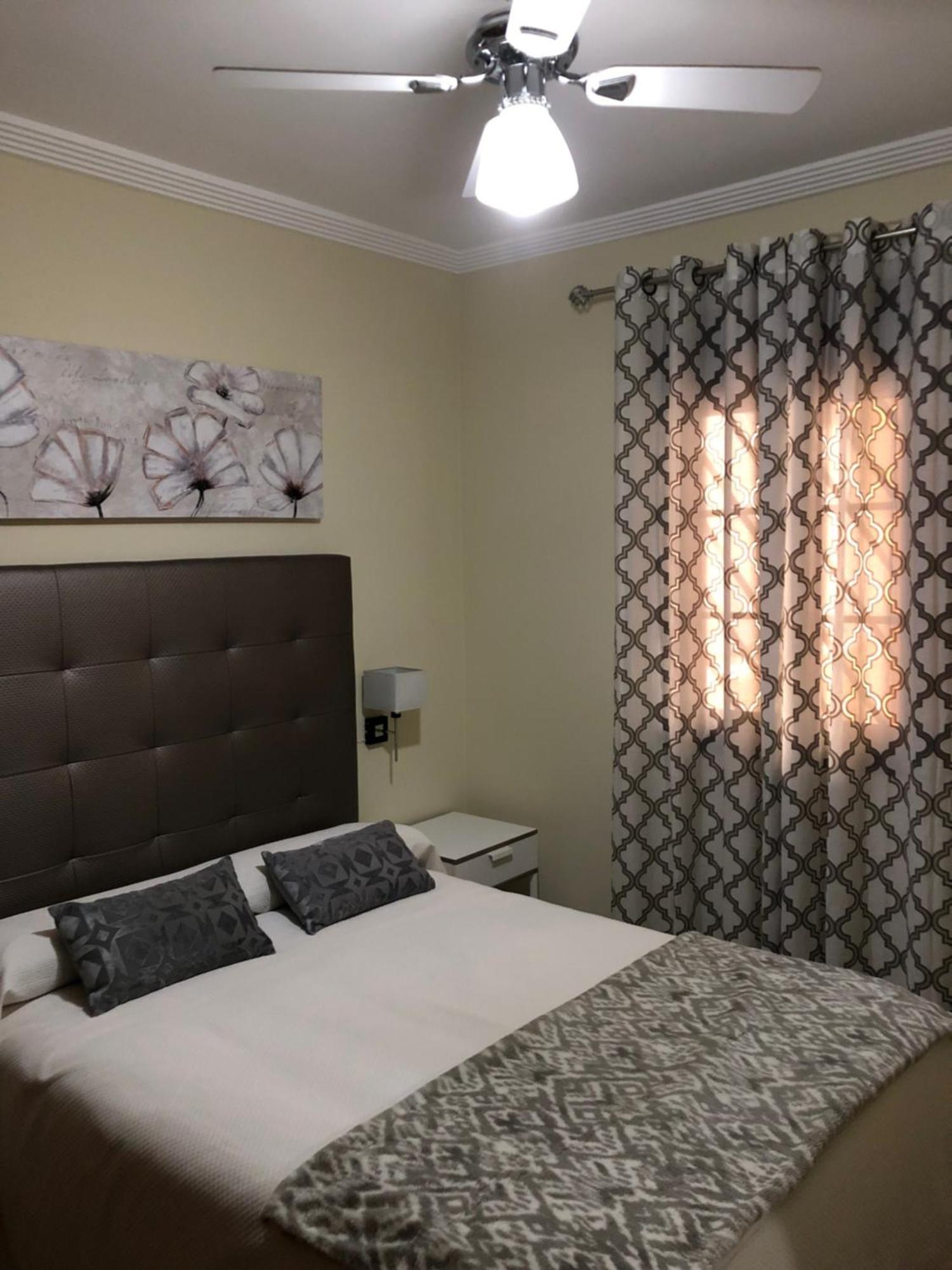 Apartamento Urbanizacion De Lujo En Primera Linea De Playa Isla Canela Exteriör bild